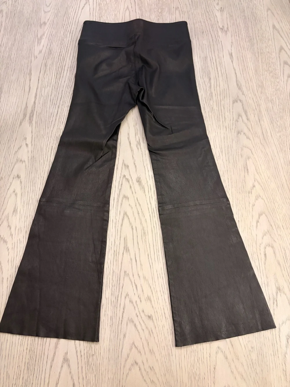 NWT SPRWMN High Waist Black Crop Flare Leggings Size S - Picture 4 of 10